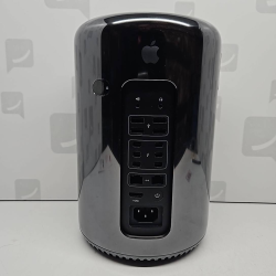 Mac Pro Apple a1481 // 2013...