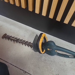 taille haie metabo hs8345s 