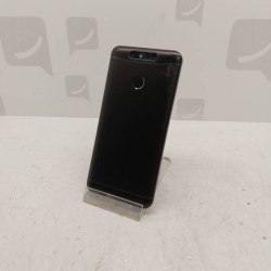 Smartphone zte blade v8...